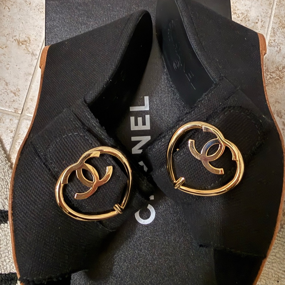 CHANEL Black Canvas Wedge Slides with ❤️Gold CC Medallions size EU41